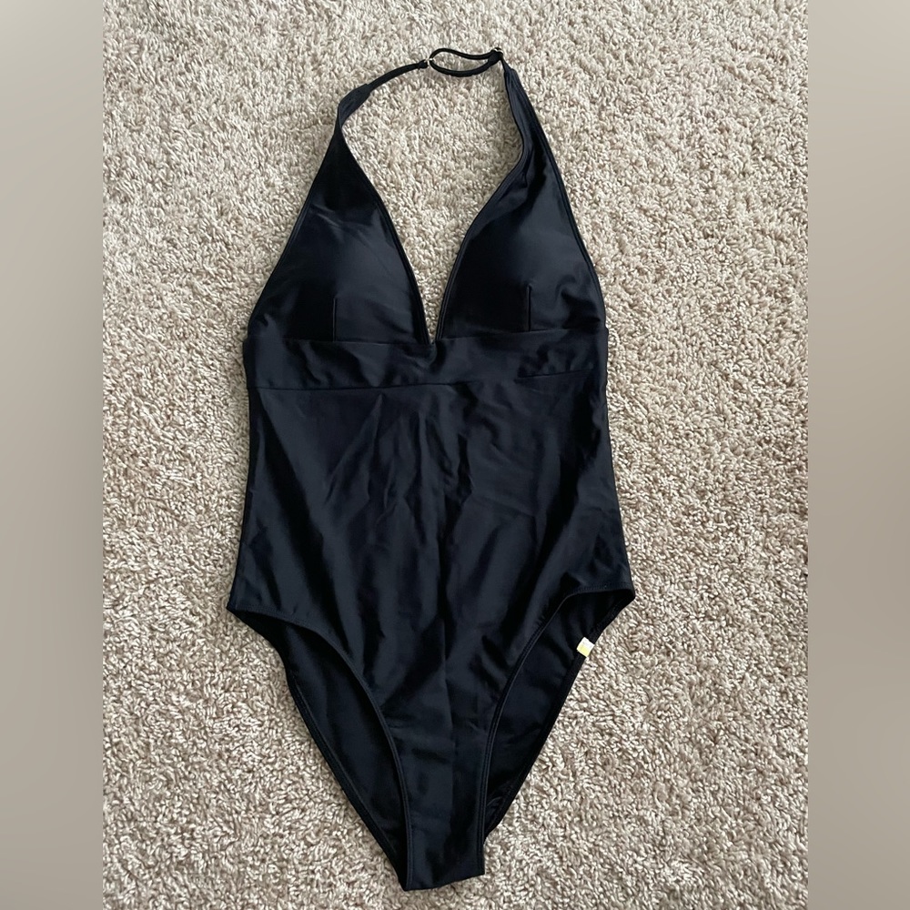 Summersalt womens swim suit. Black. Size 8.